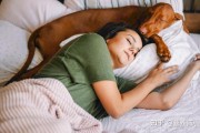 如何提高睡眠质量及深度睡眠,怎样提高睡眠质量是多少