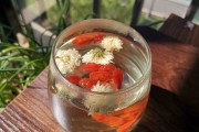 雪梨菊花枸杞茶的功效菊花枸杞茶的功效 雪梨菊花枸杞茶的功效菊花枸杞茶的功效