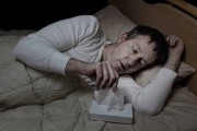 夜间出盗汗是什么原因夜间盗汗是什么原因女性睡眠不好