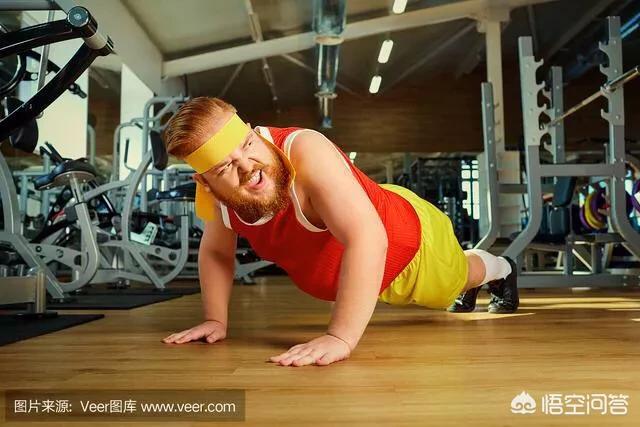 减肥一个月瘦了十几斤<strong>减肥</strong>，这两天有推不掉的聚餐大吃大喝了，反弹了四斤多该怎么办？