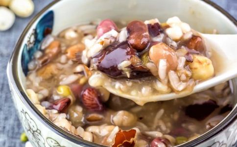 失眠吃什么食物能改善睡眠图片失眠吃什么食物能改善睡眠