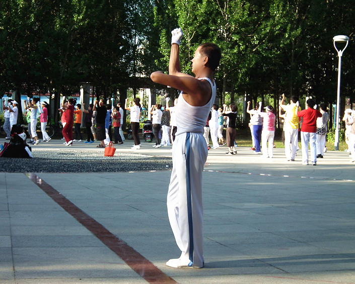 佳木斯快乐舞步健身操第五套1一8是什么歌,佳木斯快乐舞步健身操第五套1一8