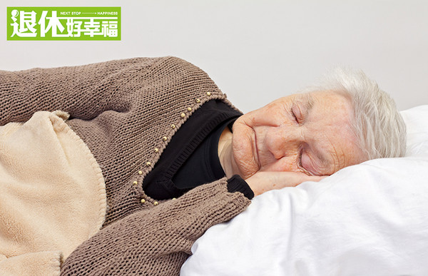 睡眠瘫痪不挣扎的后果,睡眠瘫痪症怎样治疗