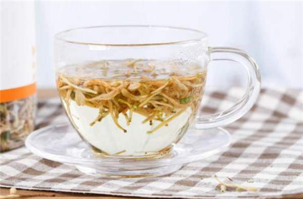 夏天喝什么茶比较好对身体夏天喝什么茶比较好对身体玫瑰 菊花