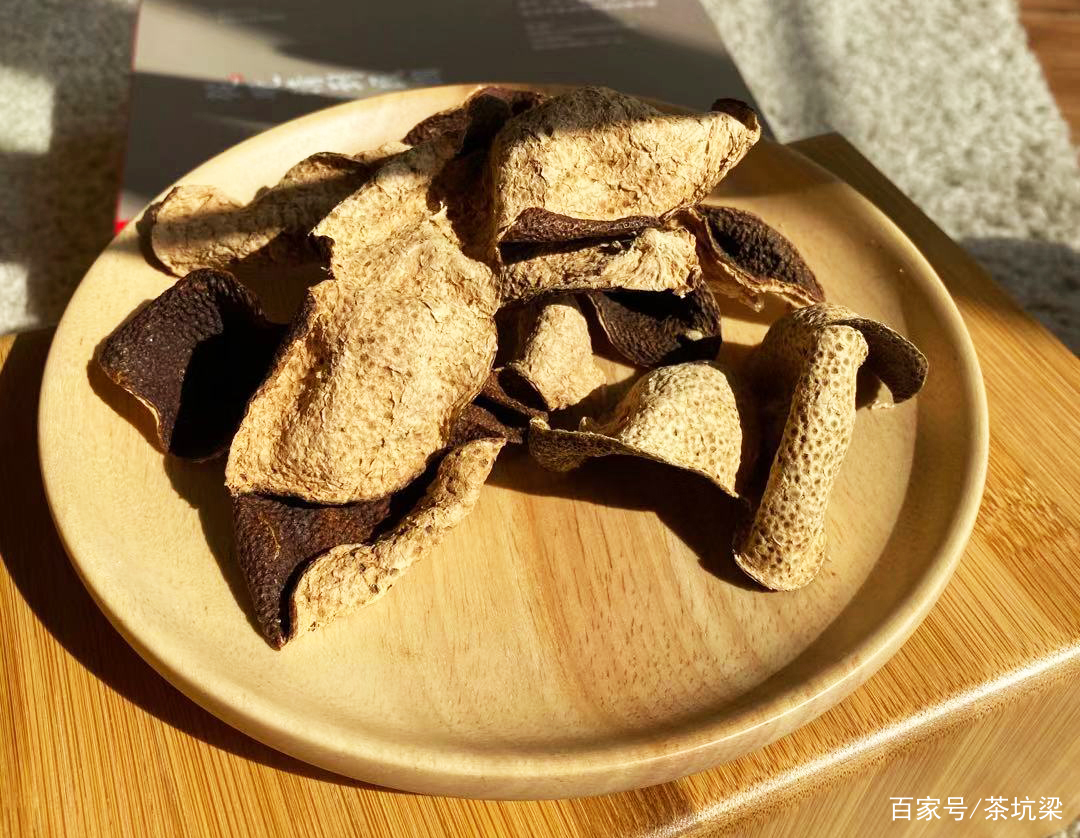 新会陈皮的功效陈皮泡水喝的十大功效新会陈皮的功效 陈皮泡水喝的十大功效