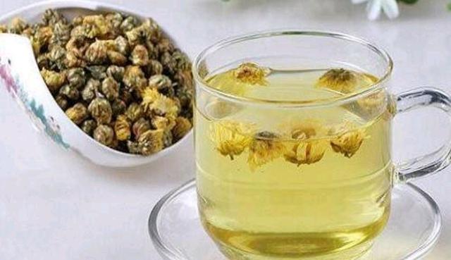 金银花和野菊花泡水喝有什么功效与作用,金银花和野菊花泡水喝有什么功效
