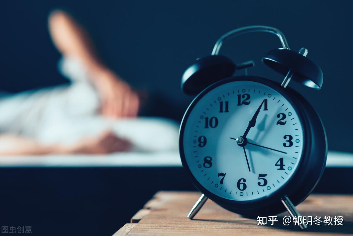 失眠睡不着有什么好的方法解决老人的问题失眠睡不着有什么好的方法解决老人