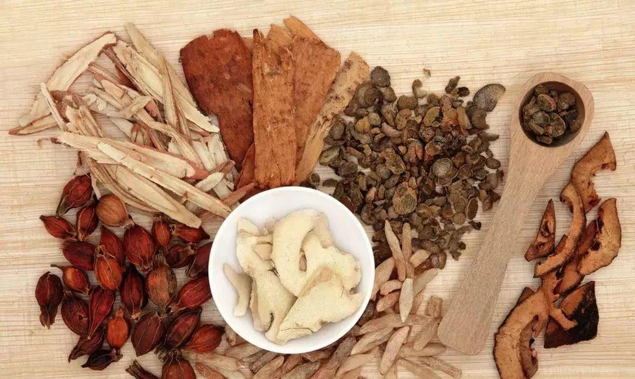 黄芪的功效与副作用及禁忌,黄芪的功效