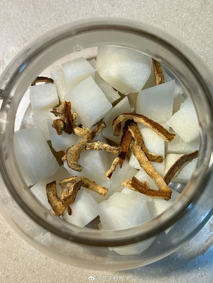 陈皮是泡水还是煮水喝,陈皮泡水好还是煮水好
