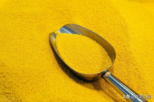 小米粥的做法 小米粥的做法