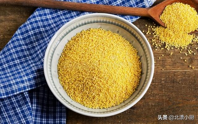 小米粥的做法 小米粥的做法