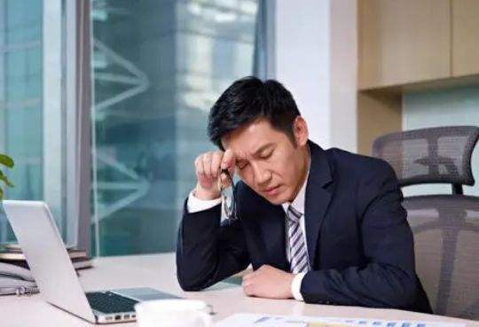 失眠心慌焦虑不安是怎么回事,失眠心慌焦虑不安是怎么回事17岁